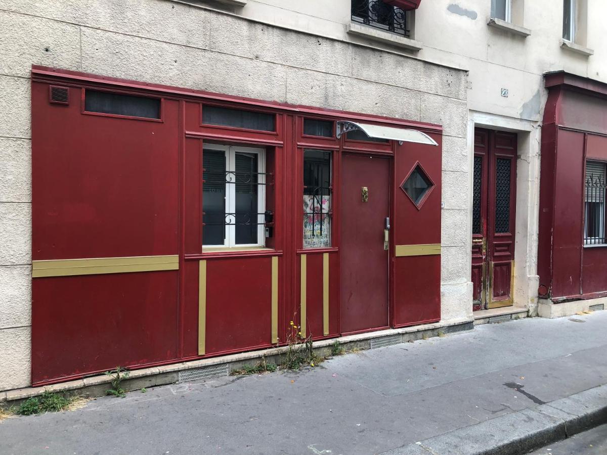 Guesthouse Familial Pour 1,2,3,4 Personnes De 42M2-Accessible Handic -Rez De Chaussee-Vues Sur Rue Et Patio Prive - Sejour,Chambre Separee,Cuisine,Salle De Bain,Lit Double Et Canape-Lit 2Pers-Entree De La Rue Berzelius-5 Minutes Du Metro Brochant-Lig パリ エクステリア 写真